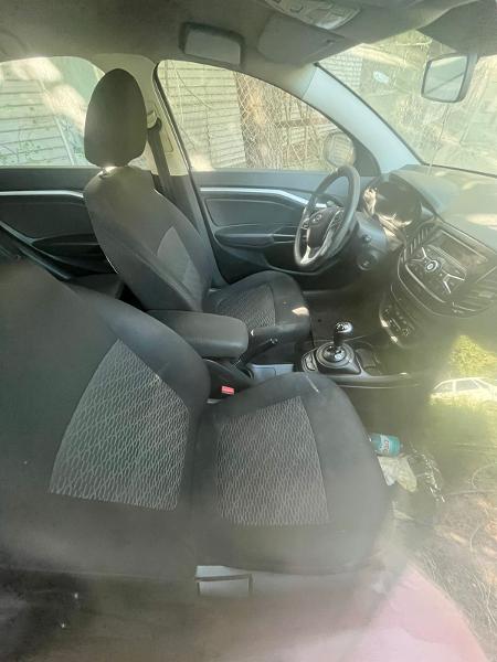 Автомобиль марки: Лада Веста, 2018 год выпуска, гос/номер В 252 КТ 198, цвет белый, VIN XTAGFL320KY263676, местоположение: Республика Дагестан, г. Махачкала, ул. Даниялова, 142 (должник Гюлов Р. Г.)