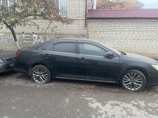 Автомобиль марки: Тойота Камри, год выпуска 2012, цвет черный, VIN XW7BF4FK70S015115, местоположение: Республика Дагестан, г. Хасавюрт, ул. Мусаясул, д. 14 (должник Апатов А. Х.)