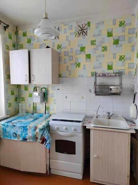 5/32 доли в праве общей долевой собственности на жилое помещение (квартиру) общей площадью 30,6 кв. м, кадастровый номер: 29:12:010115:2205, адрес: Архангельская обл., г. Няндома, ул. Ленина, д. 47, кв. 56