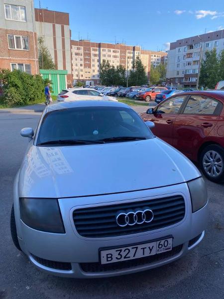 Лот № 6 (вторичные). Автомобиль Ауди ТТ, 2002 года выпуска, государственный номер В327ТУ60, идентификационный номер (VIN) TRUZZZ8NX21027291, номер кузова (прицепа) TRUZZZ8NX21027291, номер двигателя 040170, объем двигателя - 1781 куб. см, мощность двигателя - 180 л. с. Местонахождение: Псковская обл., г. Псков, ул. Рокоссовского, д. 4.  Должник (собственник) – Волокитин Ю.В.