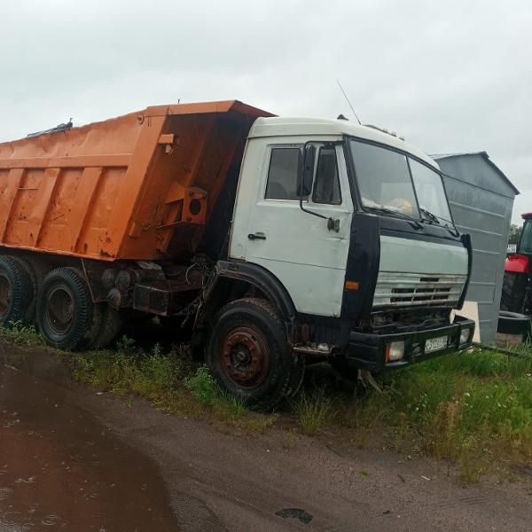 Лот № 9 (вторичные). Автомобиль Камаз 541150, 2001 года выпуска, государственный номер С315ЕО60, идентификационный номер (VIN) XTC54115012159146, номер шасси (рамы) 2159146, номер кузова (прицепа) XTC54115012159146, номер двигателя 1240185709, объем двигателя - 10850 куб. см, мощность двигателя - 240 л.с., со следами коррозии по периметру кузова, кузов с вмятинами,кузов с вмятинами.Должник (собственник) – ООО «Прайм-Тайм»