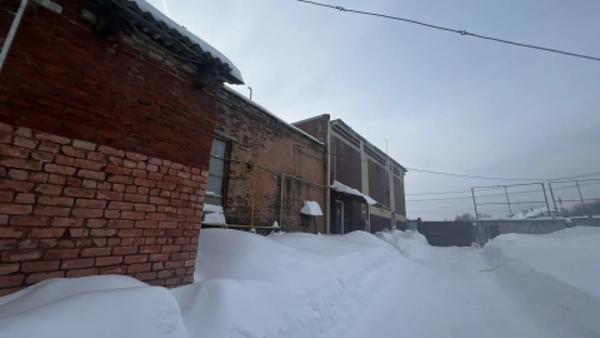 Земельный участок для использования под нежилые помещения бани с котельной площадью 2588.00 кв. м., кадастровый № 12:016:1001001:3 и здание нежилое баня №2 площадью 698.30 кв. м. кадастровый № 12:16:1001001:47; расположенные по адресу: Республика Марий Эл, город Волжск, улица Чкалова, 7,