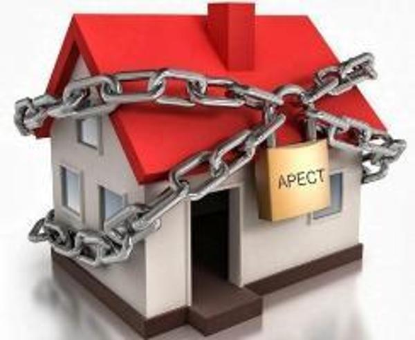 1/2 доля в праве общей долевой собственности на земельный участок площадью 800 кв. м, кадастровый номер 03:08:370101:3060, категория земель - земли населенных пунктов, вид разрешенного использования - для размещения дачного хозяйства с правом строительства жилых домов. Местоположение: Республика Бурятия, Иволгинский р-н, ДНТ «Лотос», уч. 150.