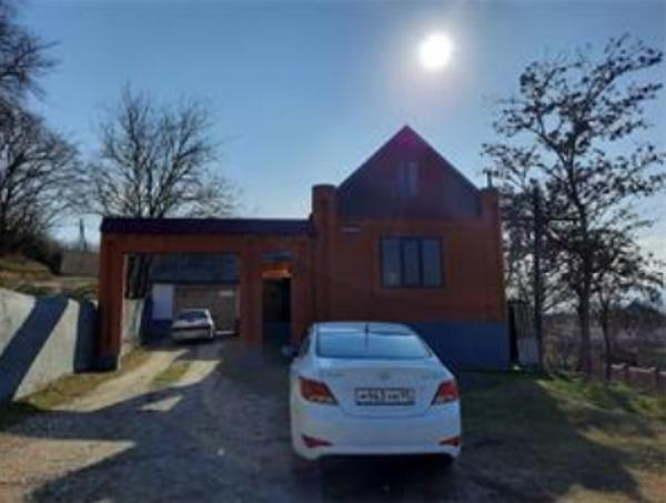 Жилой дом, площадью 56,7 кв.м., кадастровый номер 20:09:0100013:684; земельный участок (для индивидуальной жилой застройки), площадью 2500+/-35 кв.м., кадастровый номер 20:09:0100013:203