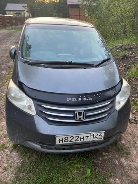 Легковой автомобиль универсал HONDA Freed, 2012г.в., г/н H822HT124, VIN отсутствует, номер кузова GB31413037, номер двигателя 6313224, цвет серый. Начальная цена продажи 713 150 руб. Задаток 107000 руб.