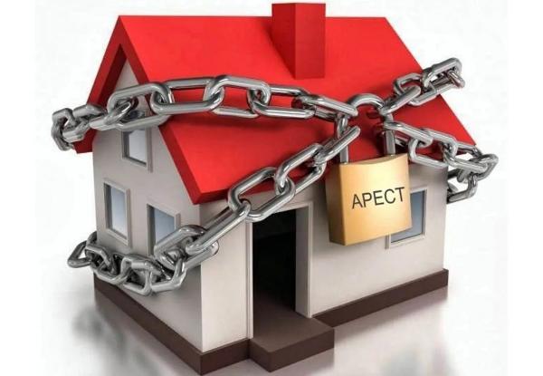 Земельный участок площадью 3000 кв.м., кадастровый № 64:31:120219:6, здание жилое, площадью 62,4 кв.м., кадастровый № 64:31:120219:65, расположенные по адресу: Саратовская область, Самойловский район, с. Каменка, ул. Чапаева, д. 43.