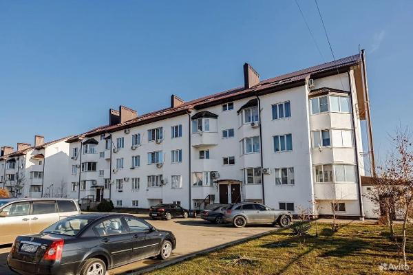 (повт) Д-к Ткаченко Т.И. Квартира пл. 55,8 кв.м, КН 23:43:0124041:2567, адрес: г.Краснодар, ул. генерала Петрова И.Т., д.39, кв.61. Обременение: залог, арест, н/ц 2 600 320,00 руб., з-к 26 003,00 руб., ш/а 26 003,00 руб.