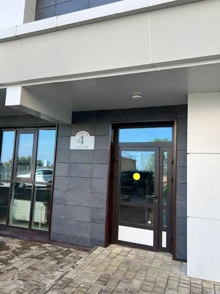 Д-к Королев С.А. Квартира пл. 59,6 кв.м, КН 23:43:0206082:4142, адрес: г.Краснодар,ул.Кожевенная, д.22, кв.459. Обременение: залог, арест, н/ц 8 082 384,00 руб., з-к 80 824,00 руб., ш/а 80 824,00 руб.