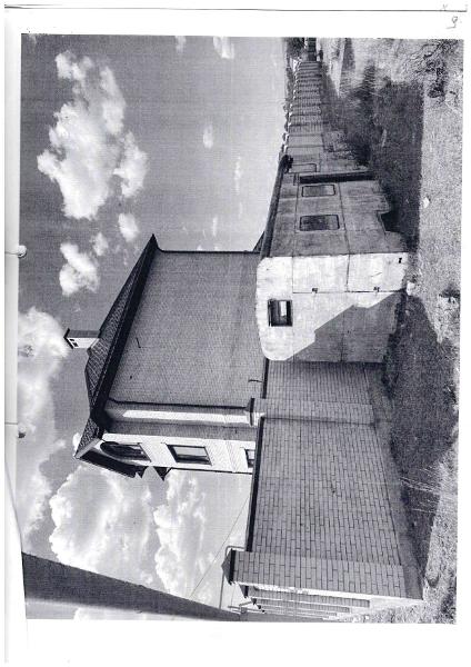 Индивидуальный жилой дом, площадь 232 кв.м, кадастровый номер 26:11:030402:2711, земельный участок, площадь 1500 +/- 27,11 кв.м, кадастровый номер 26:11:030402:715,  адрес ориентира: Ставропольский край,Шпаковский муниципальный район, сельское поселение ст-ца Новомарьевская, ул. Южная, д. 27 В