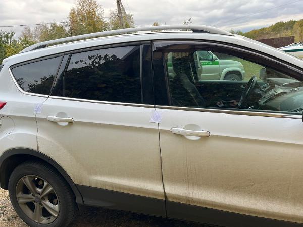 FORD KUGA, гос. номер Р554МС68, 2013 г.в., цвет белый, VIN Z6FAXXESMADJ74044