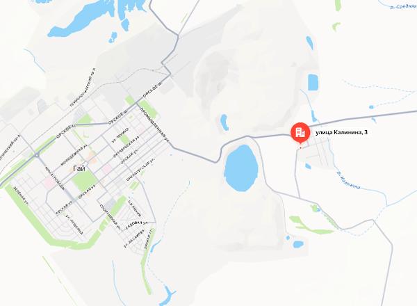 Трехкомнатная квартира, 52,9 кв.м., кад. № 56:39:0102002:699 и земельный участок, 802 кв.м., кад. № 56:39:0102002:889