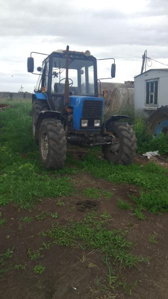 Трактор Беларус 82.1, 2017 г,в., г/н 8221НХ54, зав.№ 808228343, № двигателя 986593, цвет синий (арест)