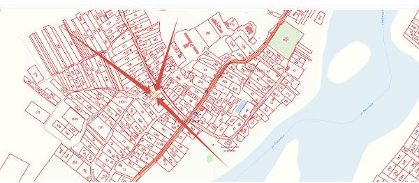 Земельный участок площадью 256 кв. м., кадастровый номер 53:11:1400105:364, категория земель - Земли поселений (земли населенных пунктов), вид разрешенного использования – для ведения приусадебного хозяйства. Местонахождение: Новгородская обл., р-н Новгородский, Ракомское сельское поселение, д. Старое Ракомо, Земельный участок расположен в центральной части кадастрового квартала.